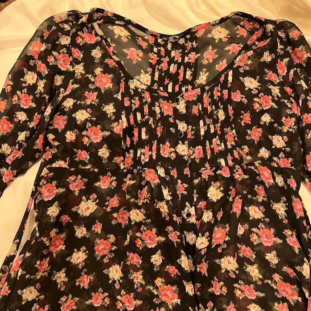 Guess tunic floral tops